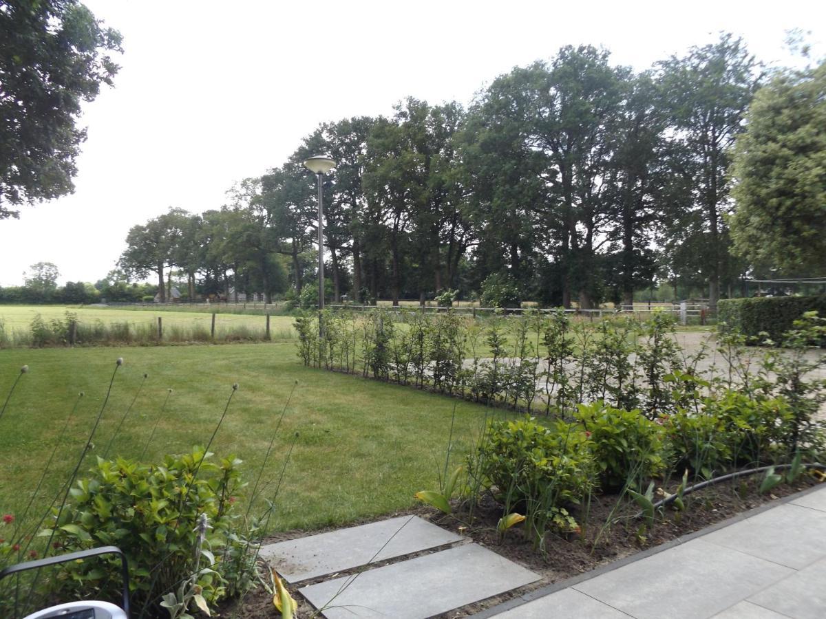 Het Broekeroord Bed & Breakfast Wezep Exterior photo